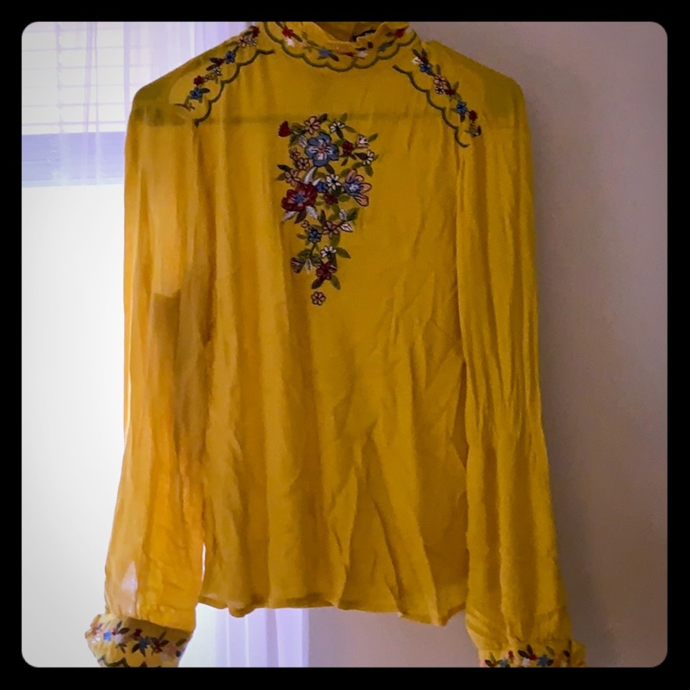 High neck embroidered blouse